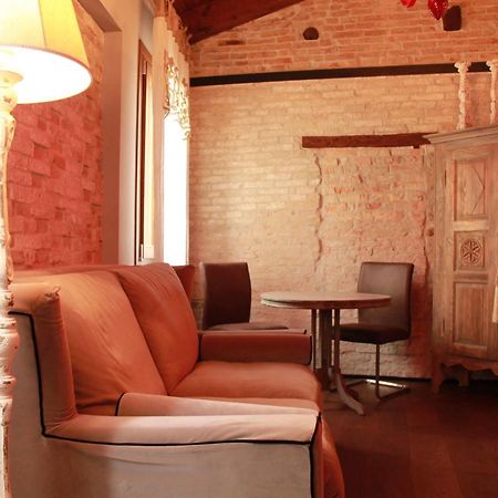 ונציה Rosso Charm B&B מראה חיצוני תמונה