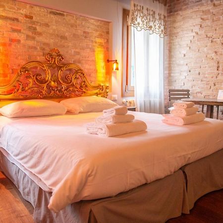 ונציה Rosso Charm B&B מראה חיצוני תמונה